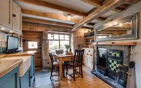 2 Bed In Whitby Oc-R038